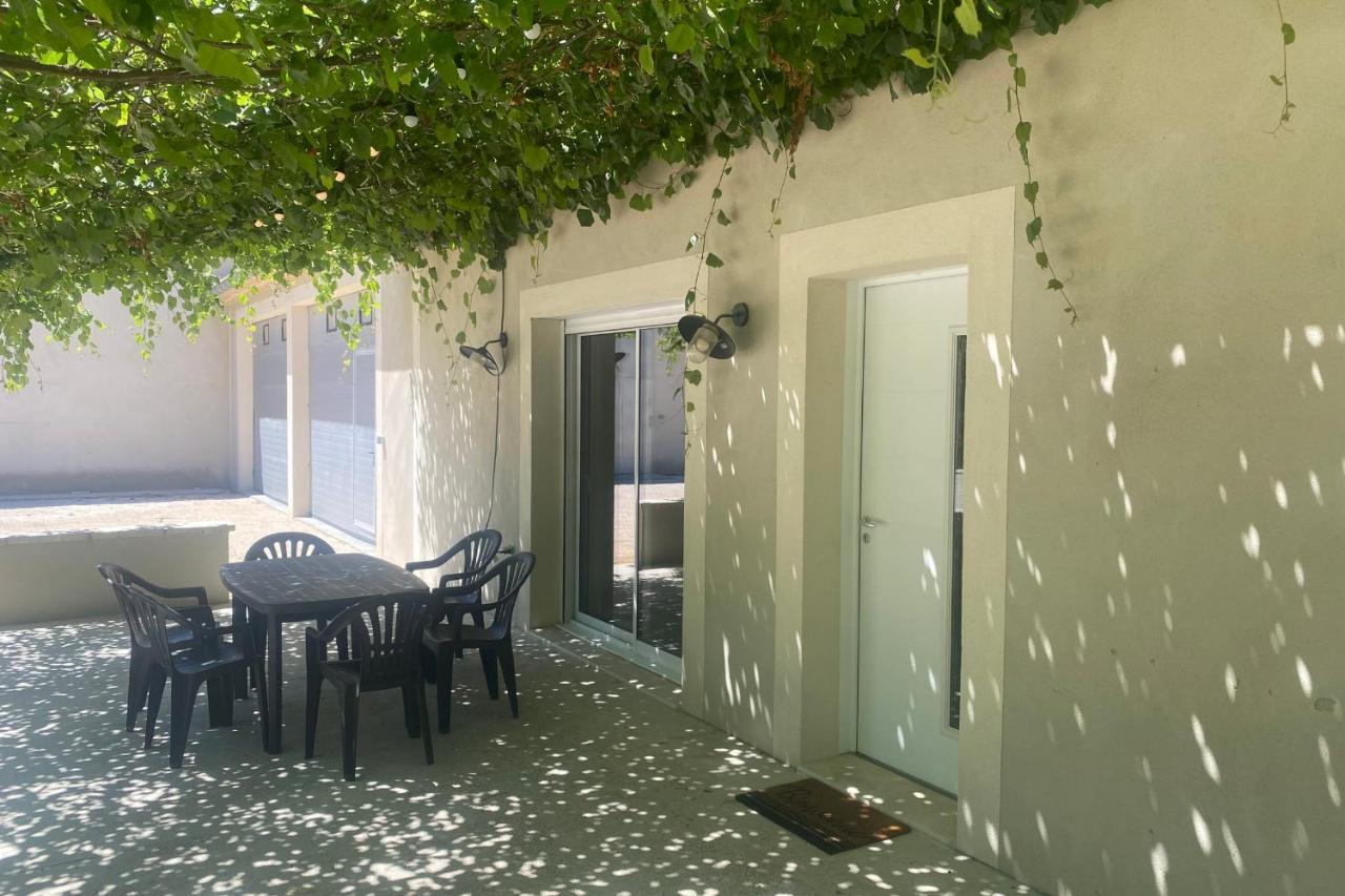 Le Ribbou Villa L'Isle-sur-la-Sorgue Exterior photo